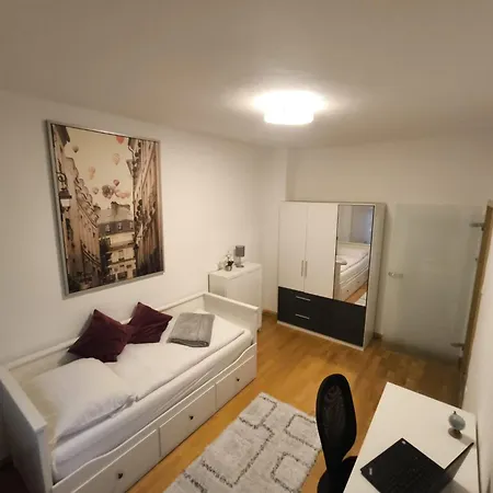 Appartement Duesseldorf Apartment *